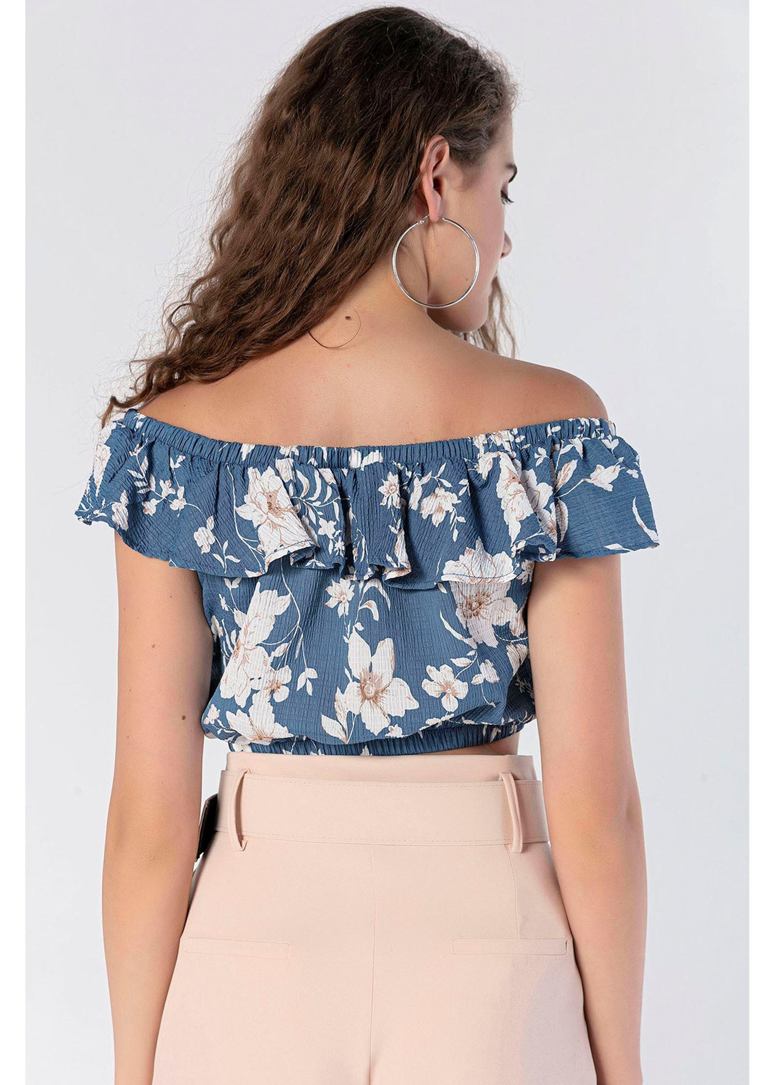 Çiçekli Desenli, Fırfırlı Crop Bluz-Mavi