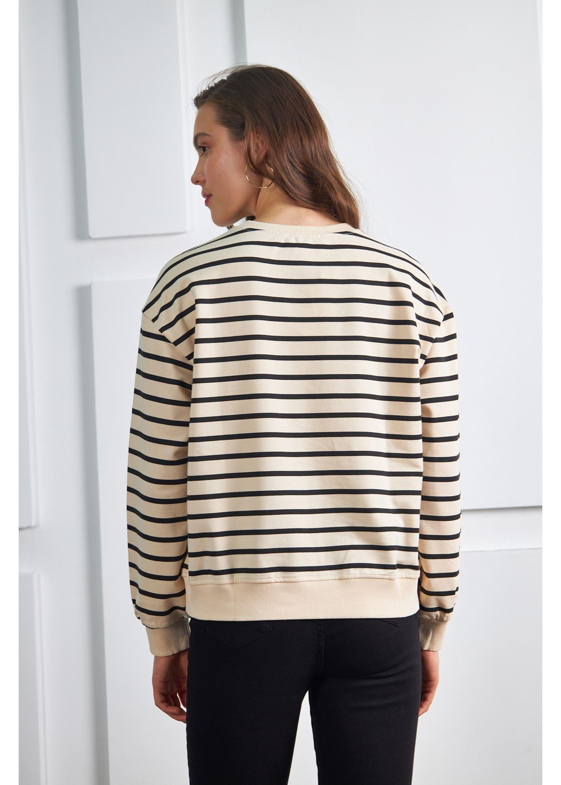 Çizgili Basic Sweatshirt-Siyah