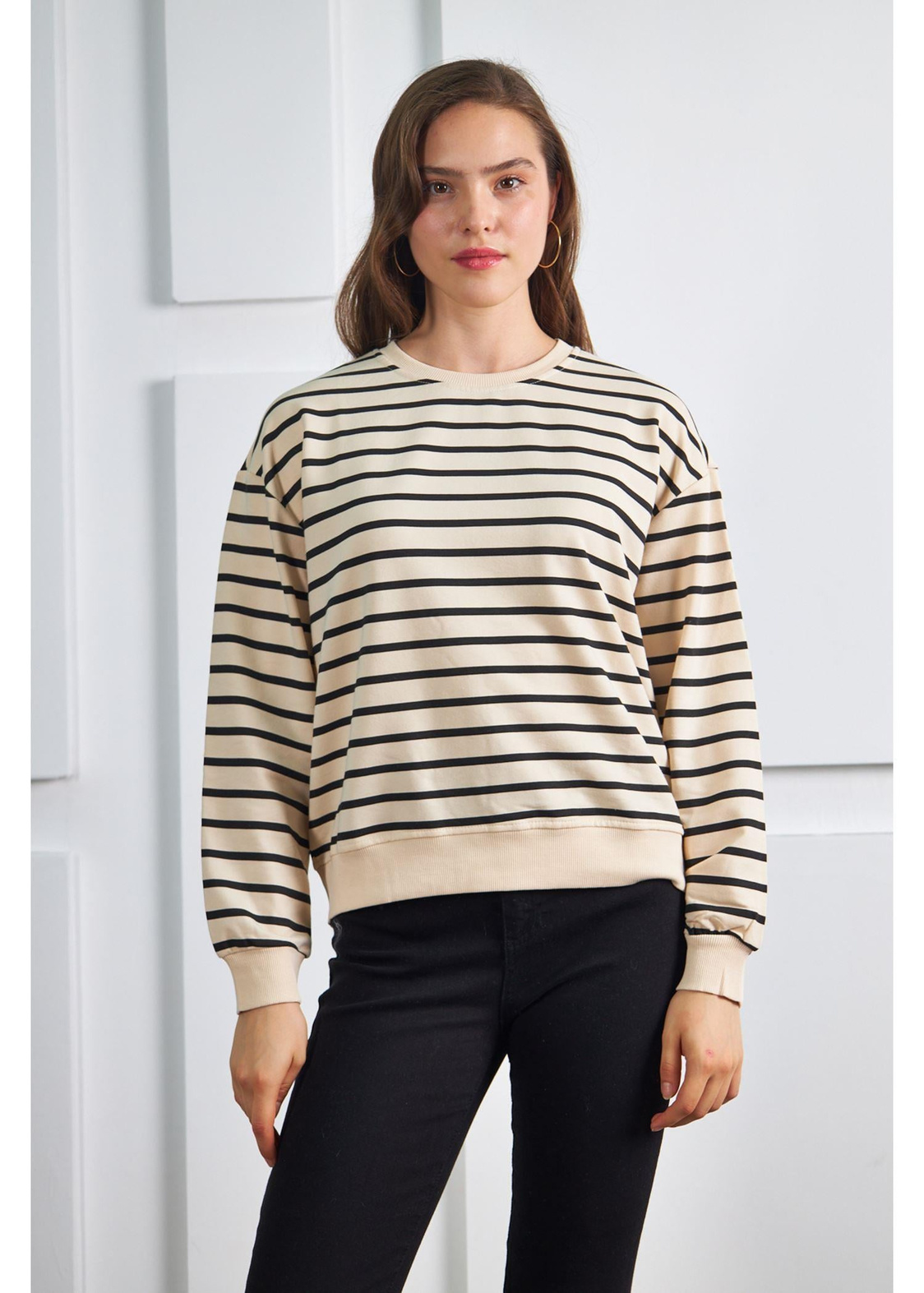 Çizgili Basic Sweatshirt-Siyah