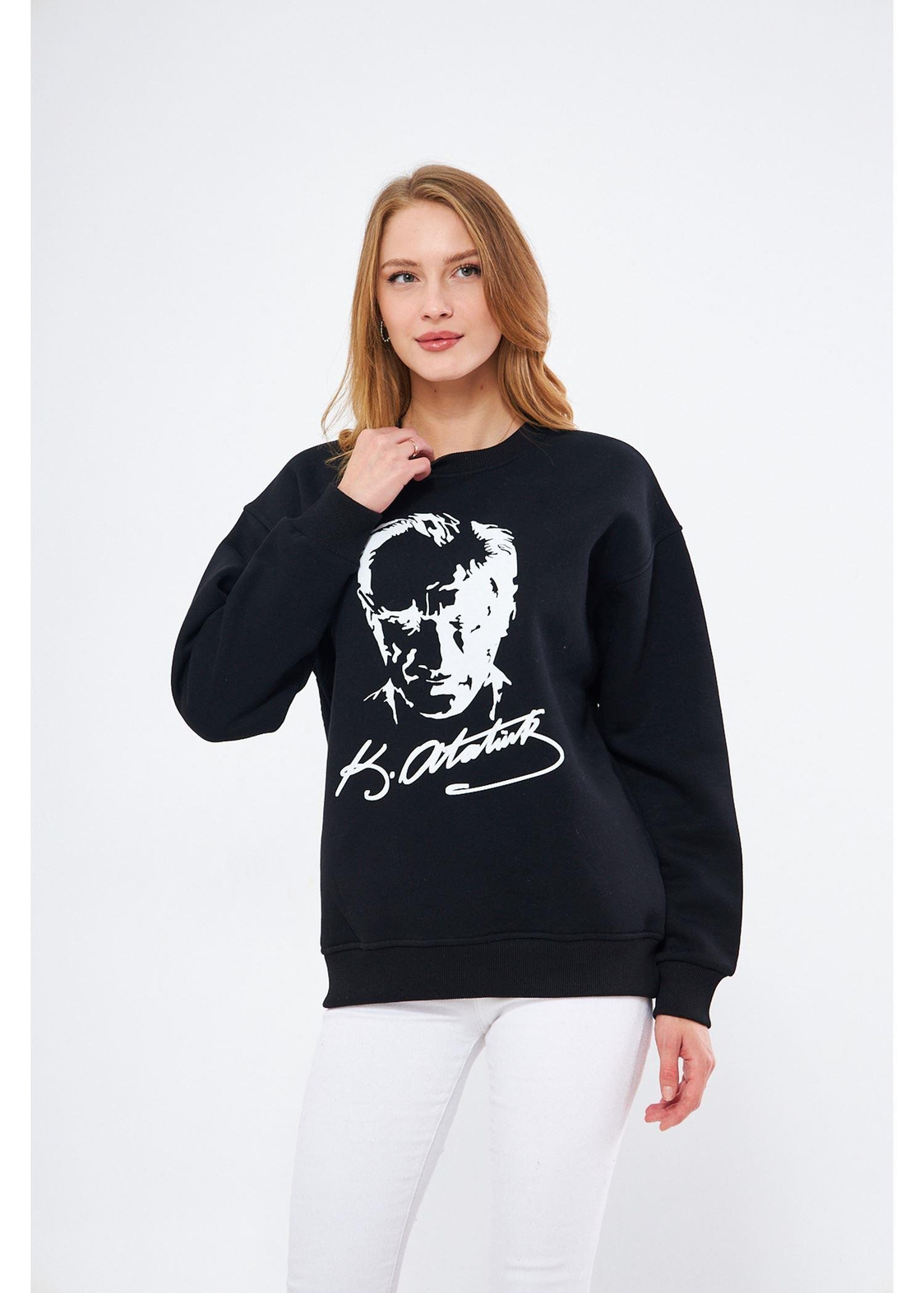 Cumhuriyet Koleksiyonu Atatürk Baskılı İmzalı Sweatshirt - Siyah
