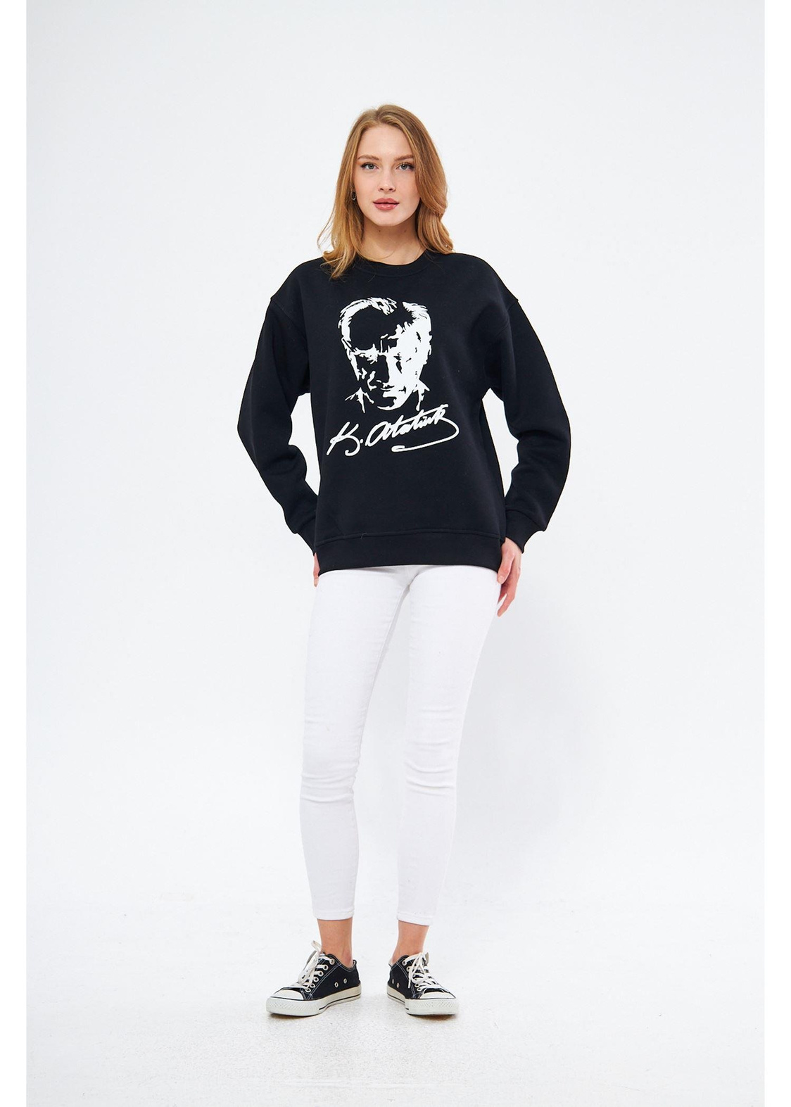 Cumhuriyet Koleksiyonu Atatürk Baskılı İmzalı Sweatshirt - Siyah
