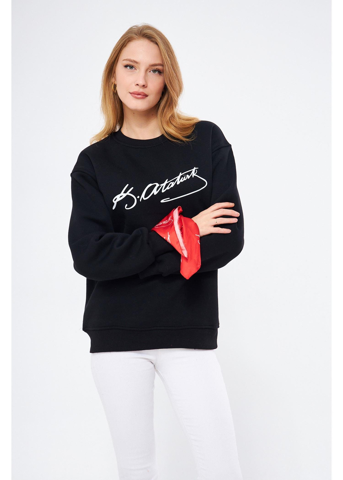 Cumhuriyet Koleksiyonu ATATÜRK İmzalı Sweatshirt - Siyah