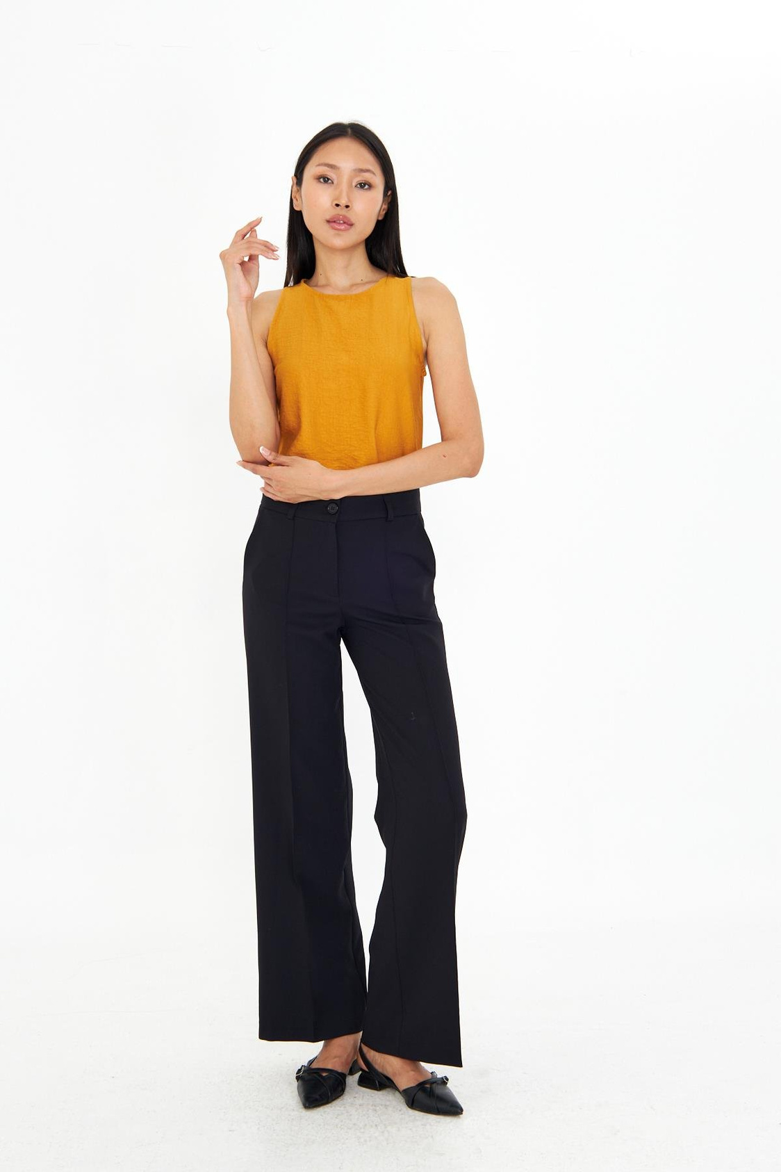 Damla Detaylı Keten Görünümlü Bluz