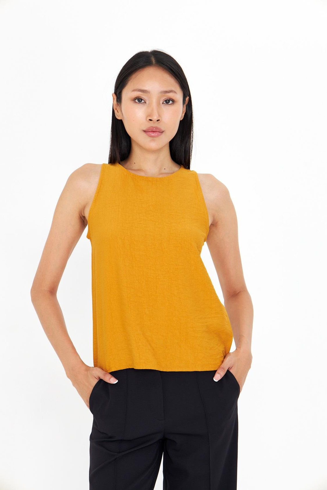 Damla Detaylı Keten Görünümlü Bluz