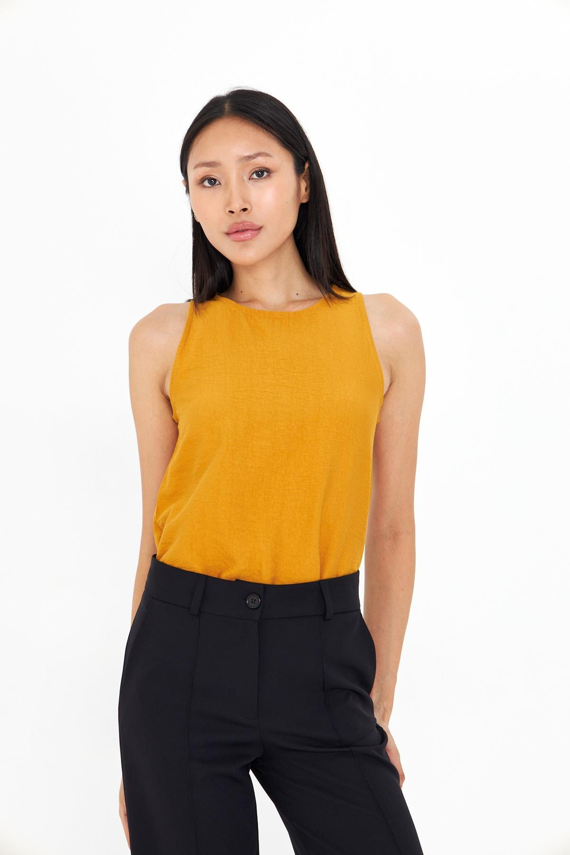 Damla Detaylı Keten Görünümlü Bluz