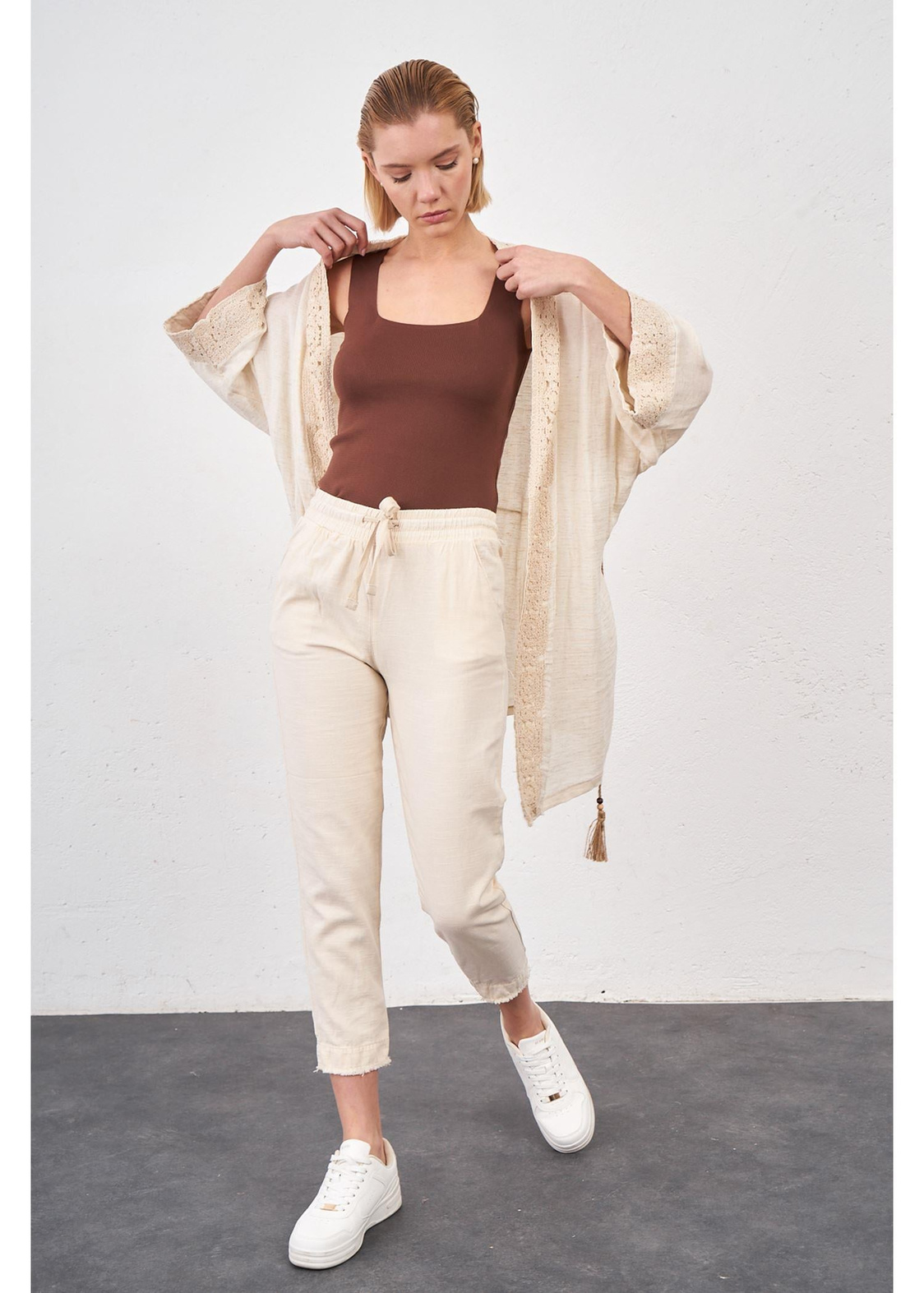 Dantelli Müslin Keten Kimono-Taş