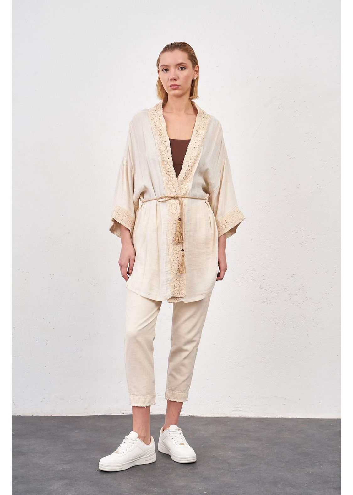 Dantelli Müslin Keten Kimono-Taş
