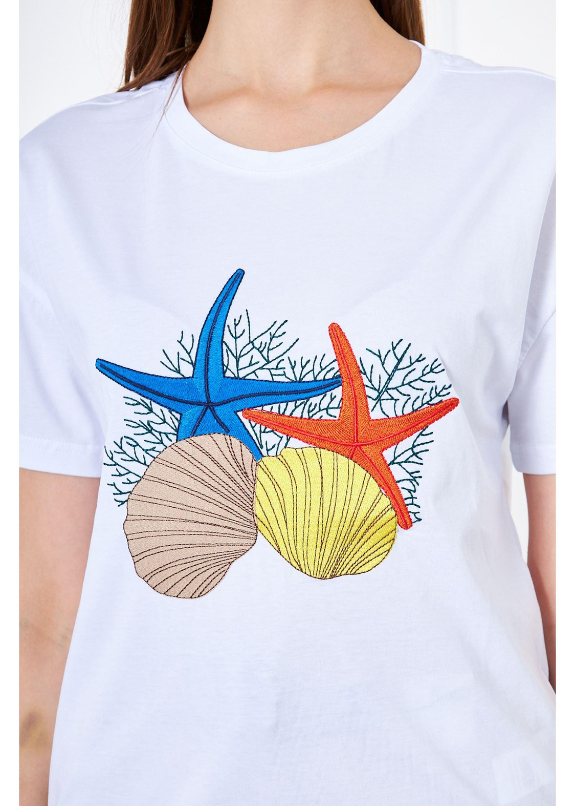 Deniz Kabuğu Baskılı Tshirt-Beyaz