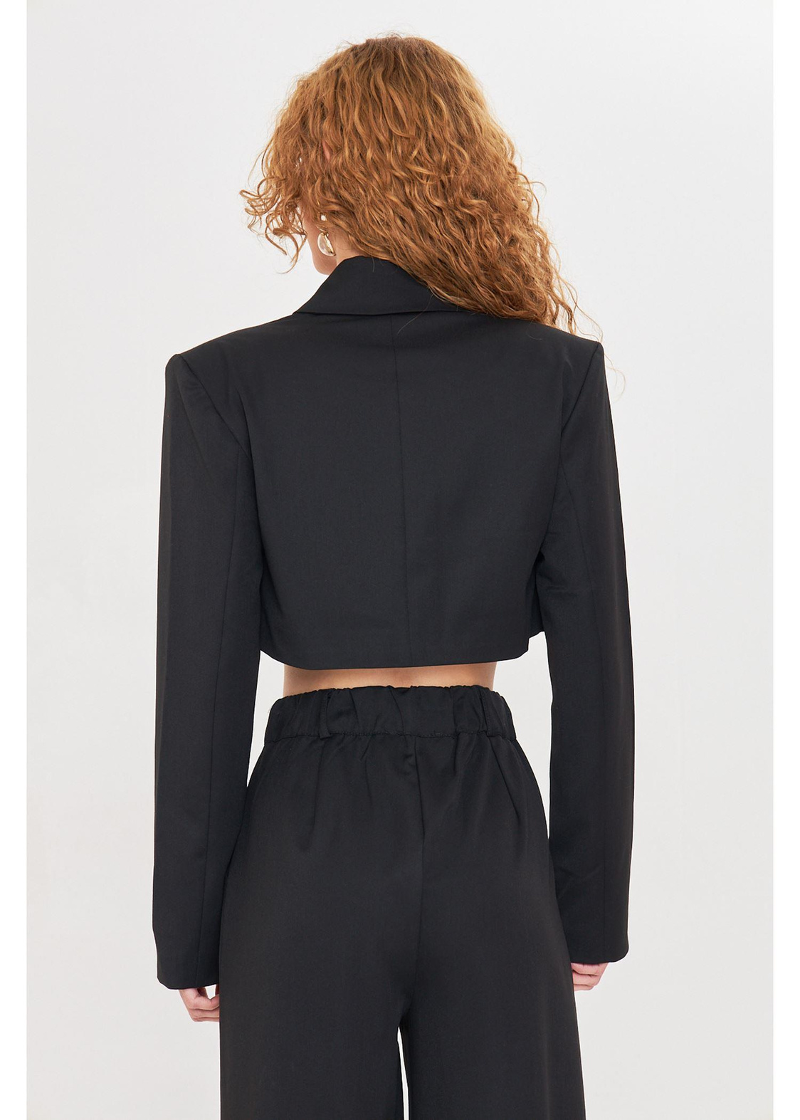 Düğmeli Crop Blazer Ceket