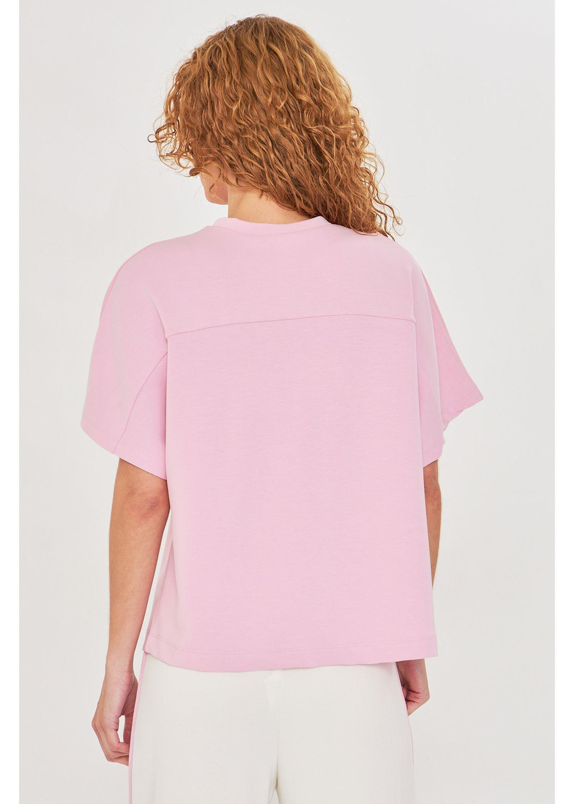 Düşük Omuz Dalgıç T-shirt