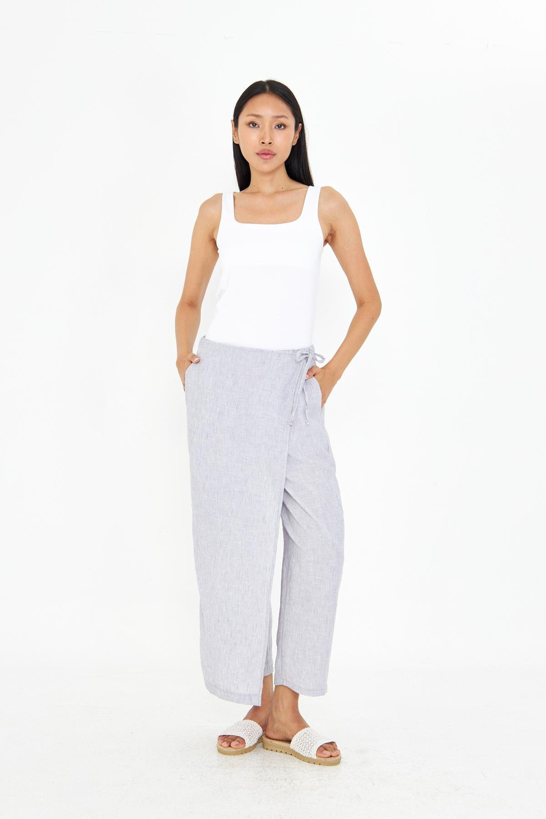 Etek Detaylı Keten Görünümlü Pantolon