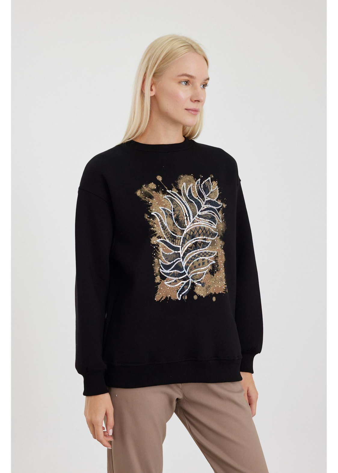 Etnik Desenli Pullu Sweatshirt-Siyah