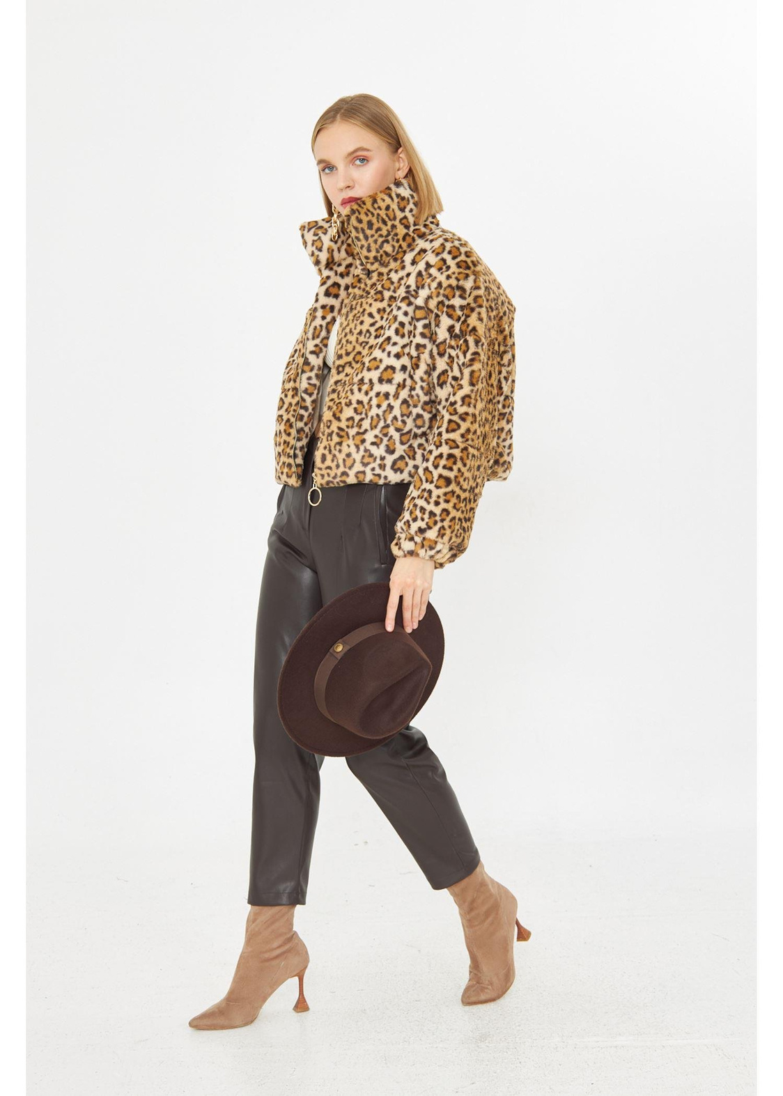 Fleto Cepli Leopar Kapitone Mont