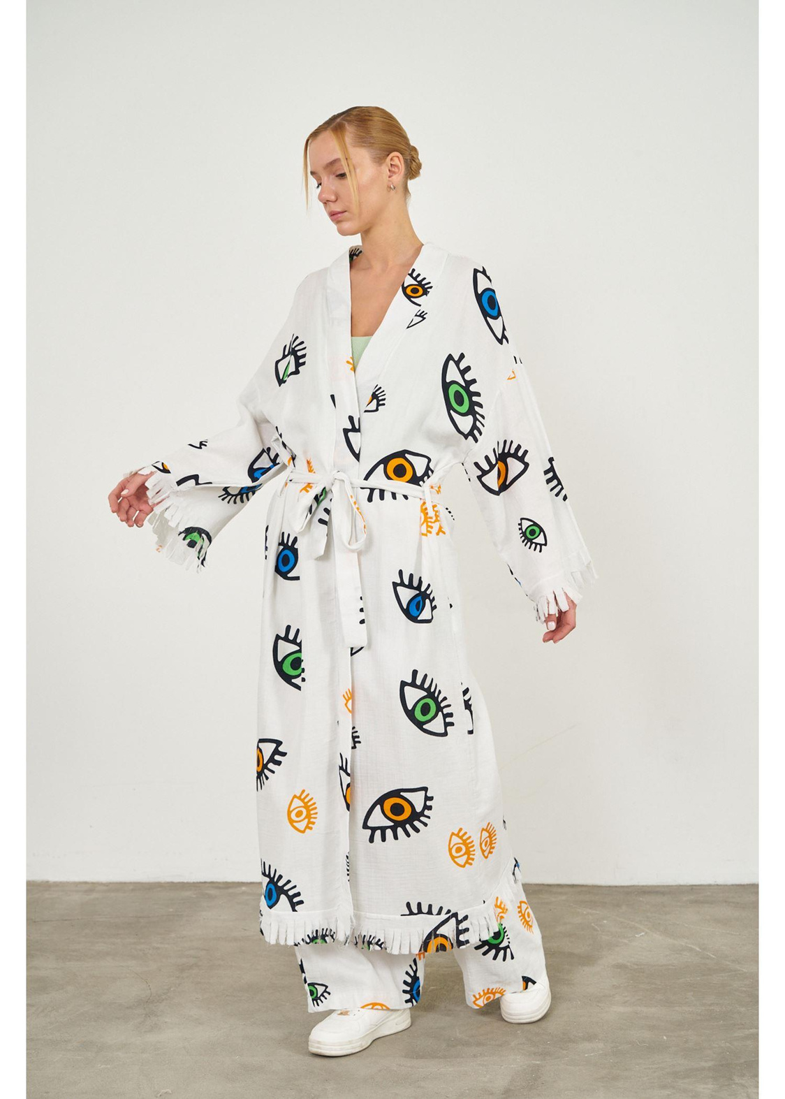 Göz Baskılı Püsküllü Müslin Kimono-Ekru