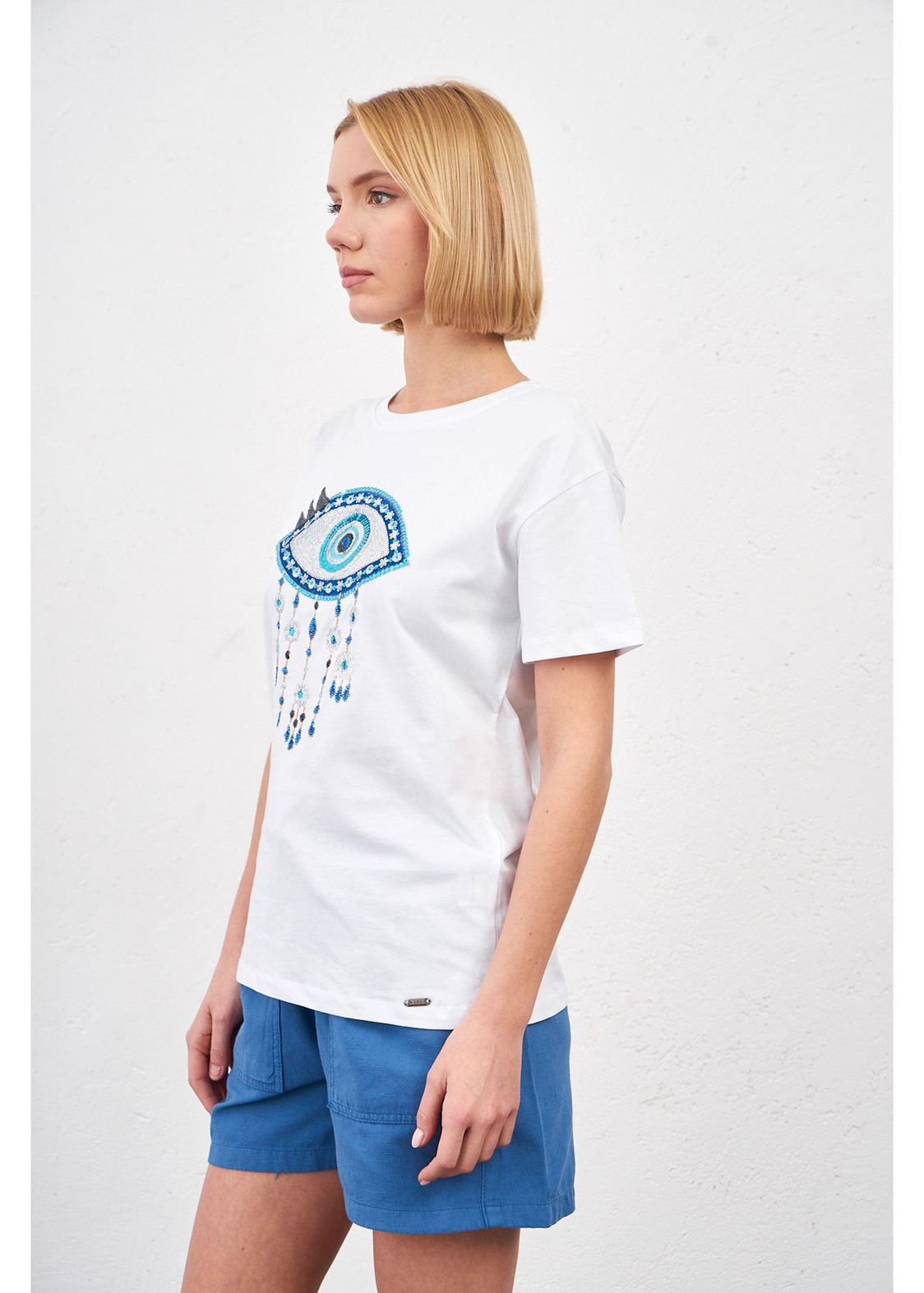 Göz Baskılı T-shirt-Beyaz