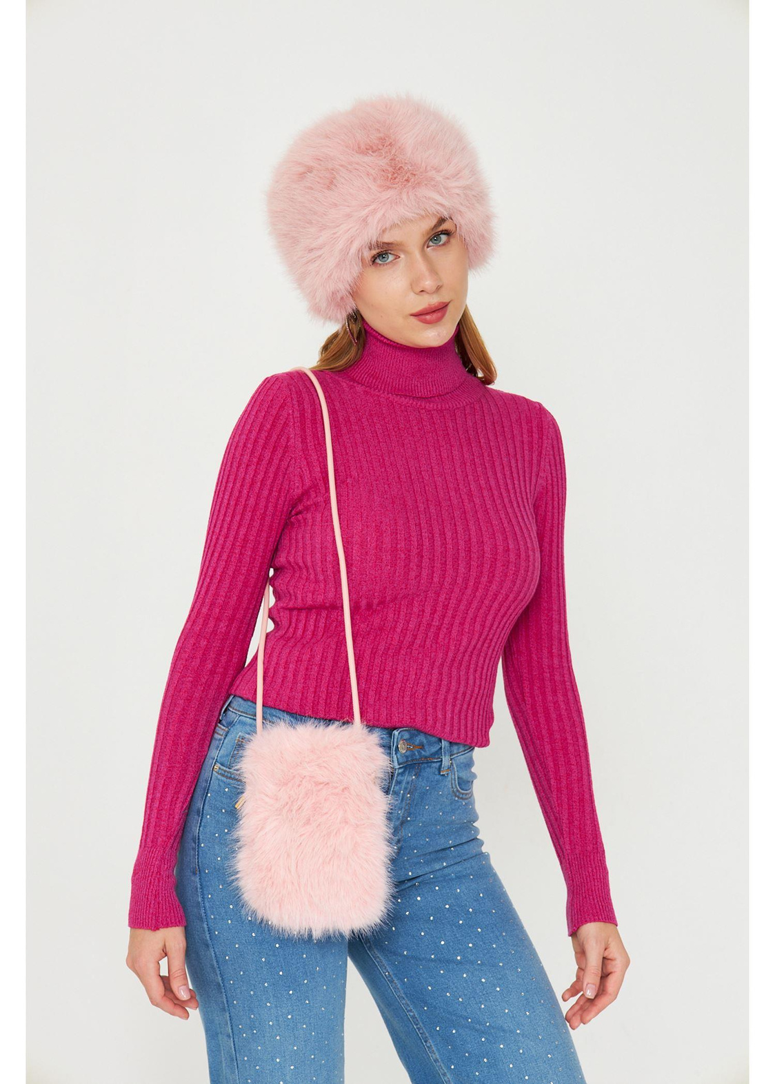 İçi Kadife Mini Peluş Çanta