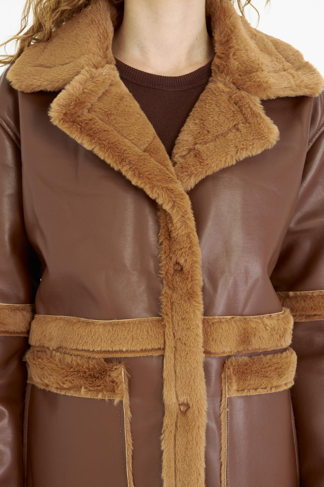 İçi Kürklü Deri Kaban