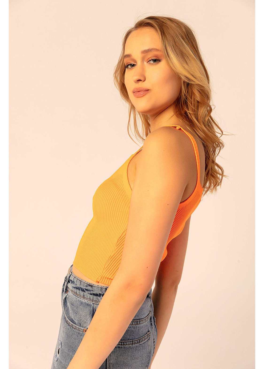 İp Askılı Fitilli Crop Bluz