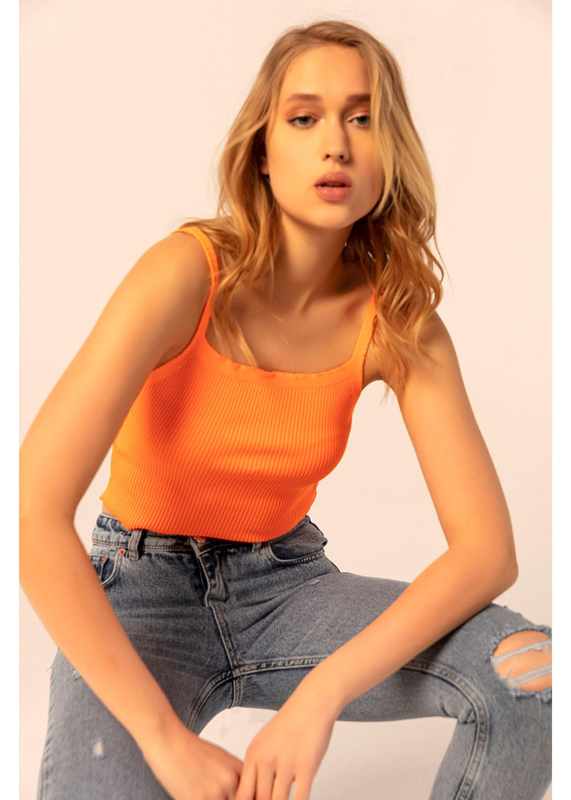 İp Askılı Fitilli Crop Bluz