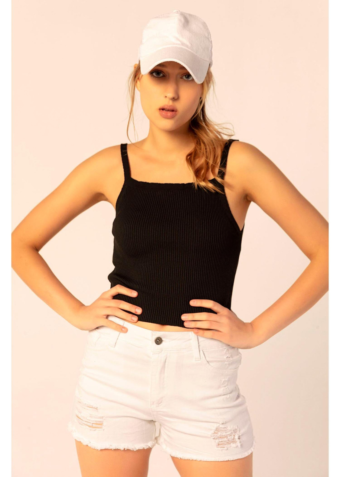 İp Askılı Fitilli Crop Bluz