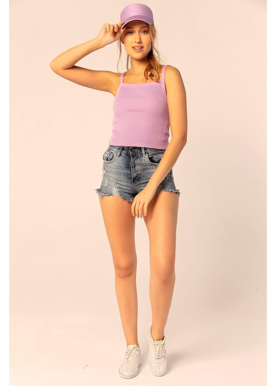 İp Askılı Fitilli Crop Bluz