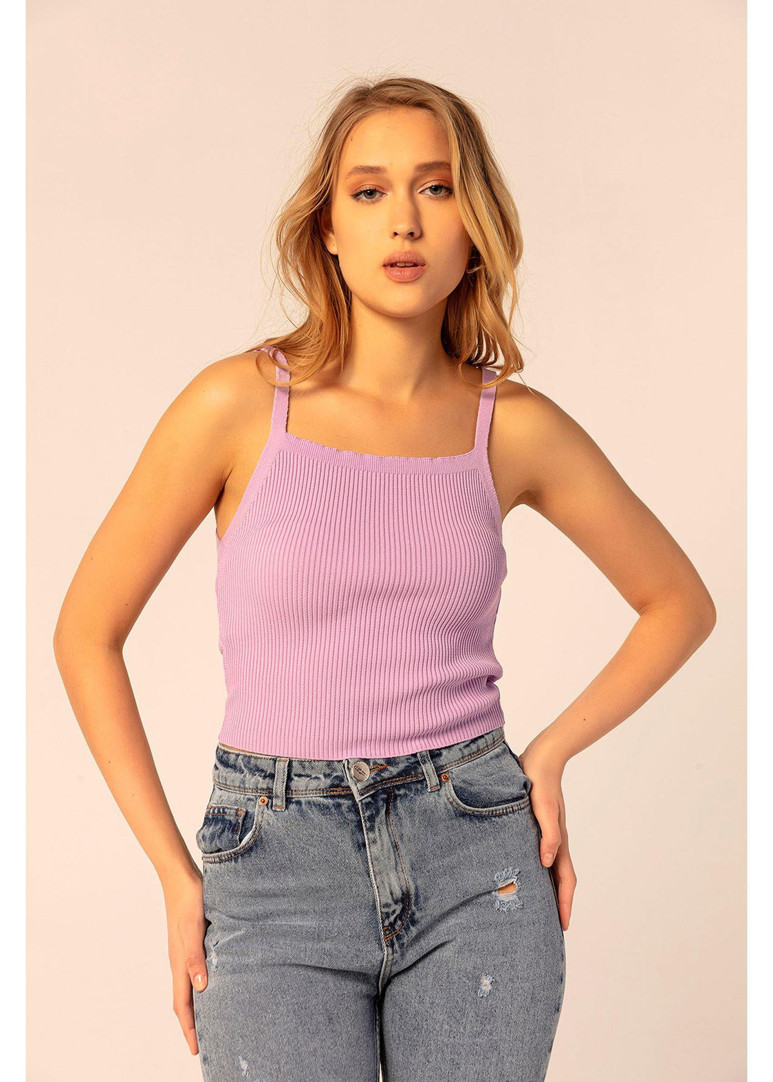 İp Askılı Fitilli Crop Bluz
