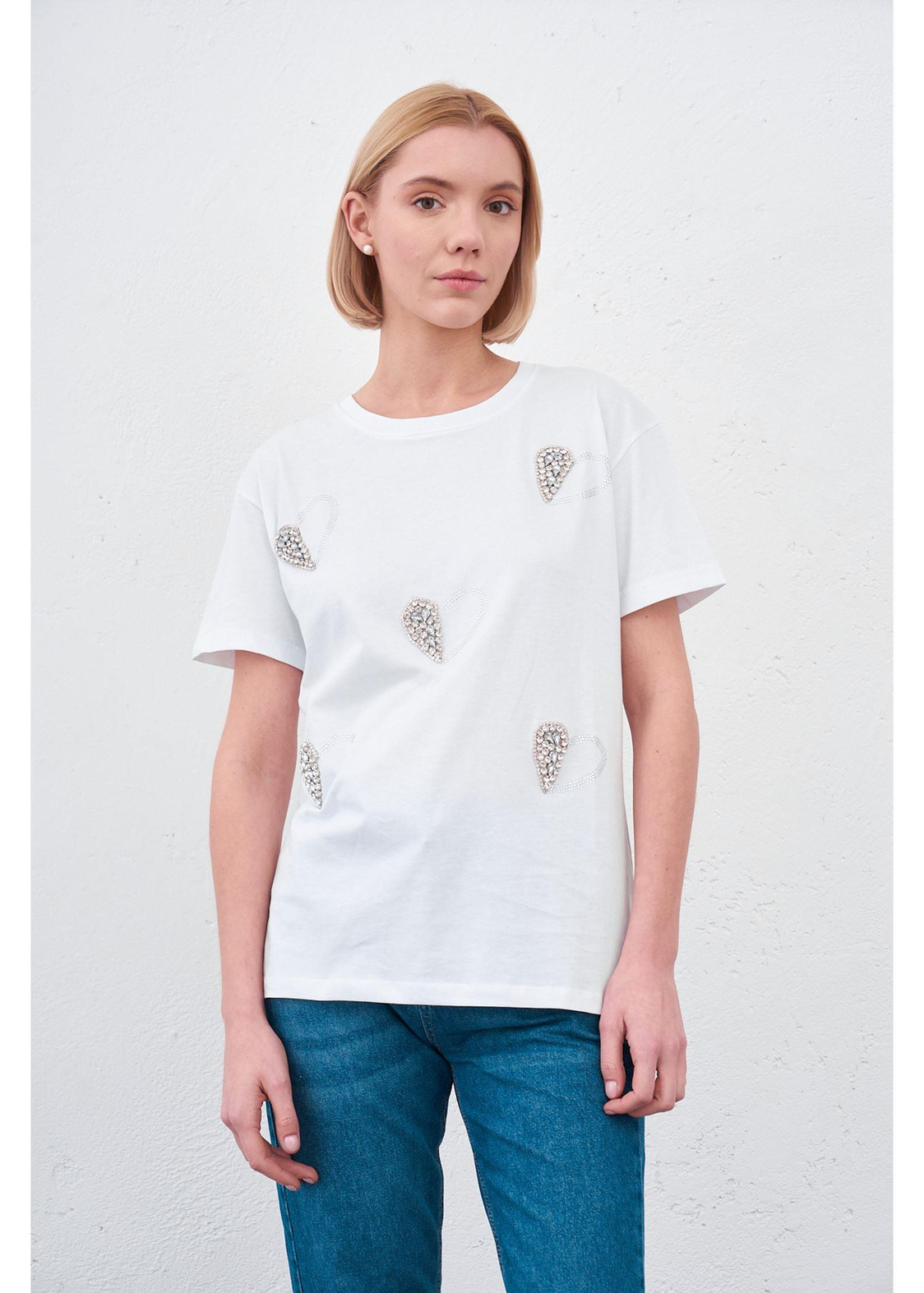 Kalp Baskılı Taşlı T-shirt-Beyaz