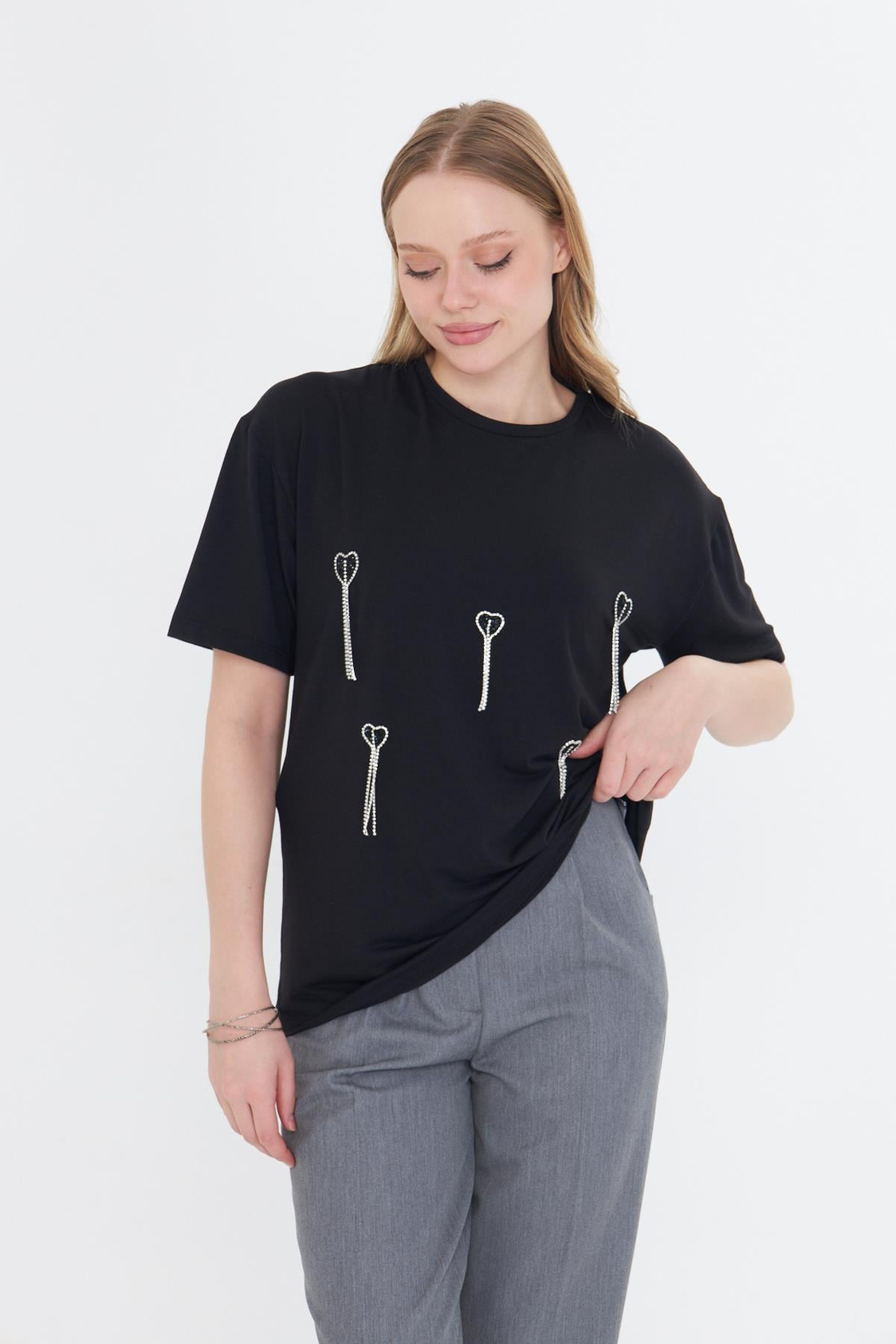 Kalp İşlemeli Taşlı T-shirt - Siyah