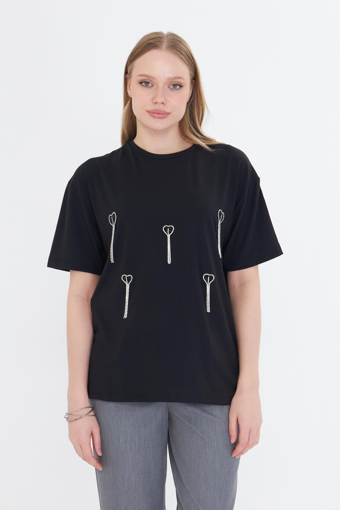 Kalp İşlemeli Taşlı T-shirt - Siyah