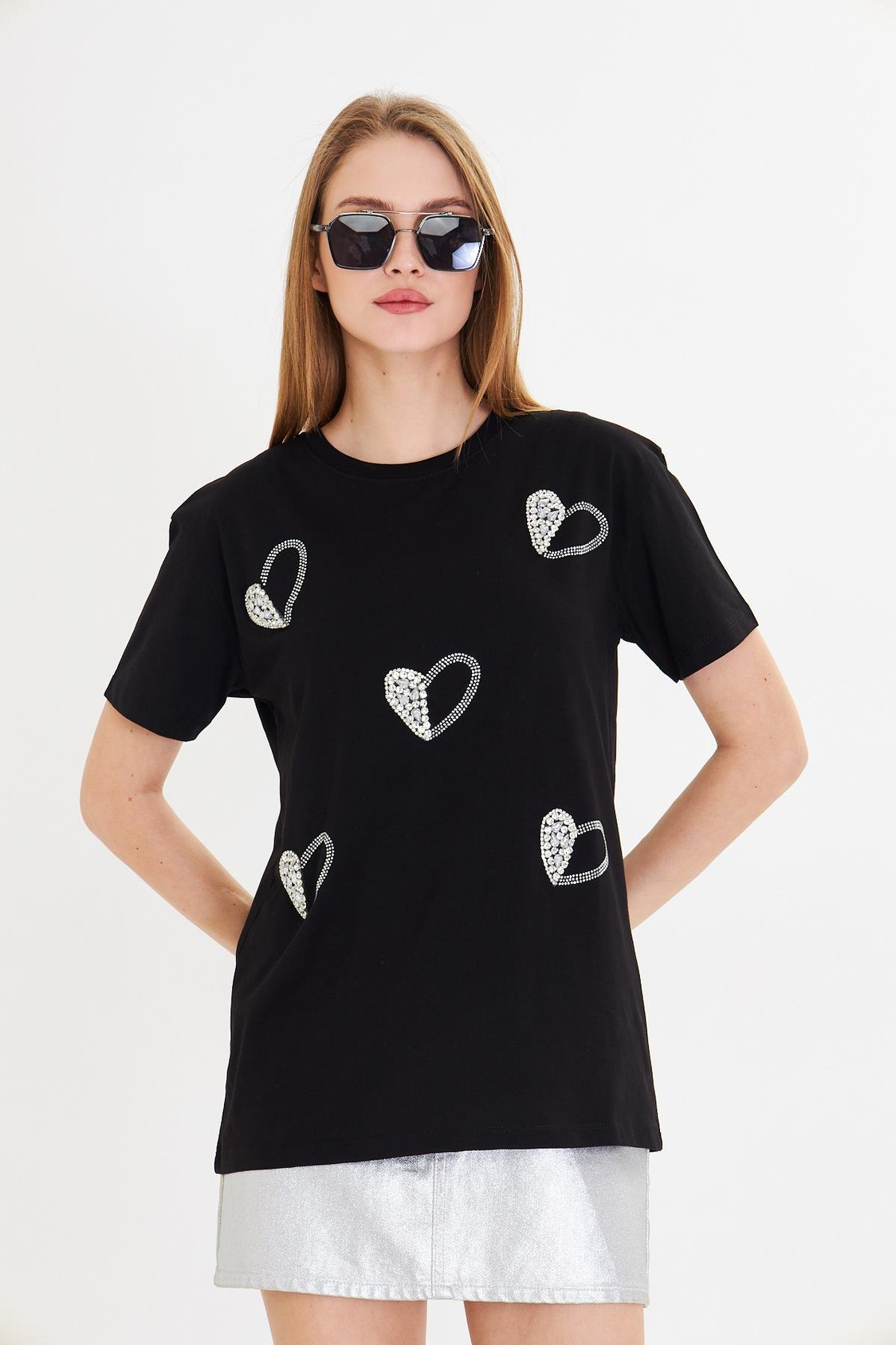 Kalpli Taş İşlemeli T-shirt