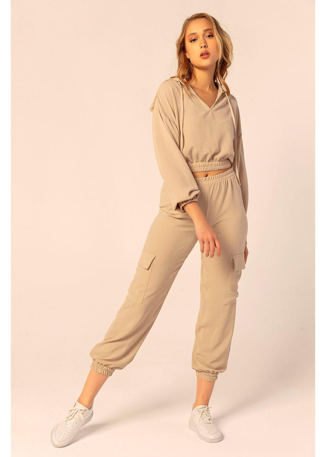 Kapüşonlu Beli Lastikli Sweatshırt