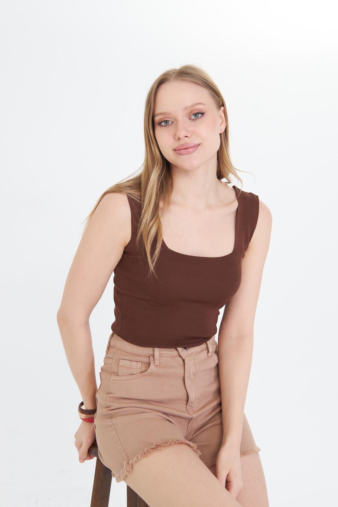 Kare Yaka Crop Atlet - Kahve