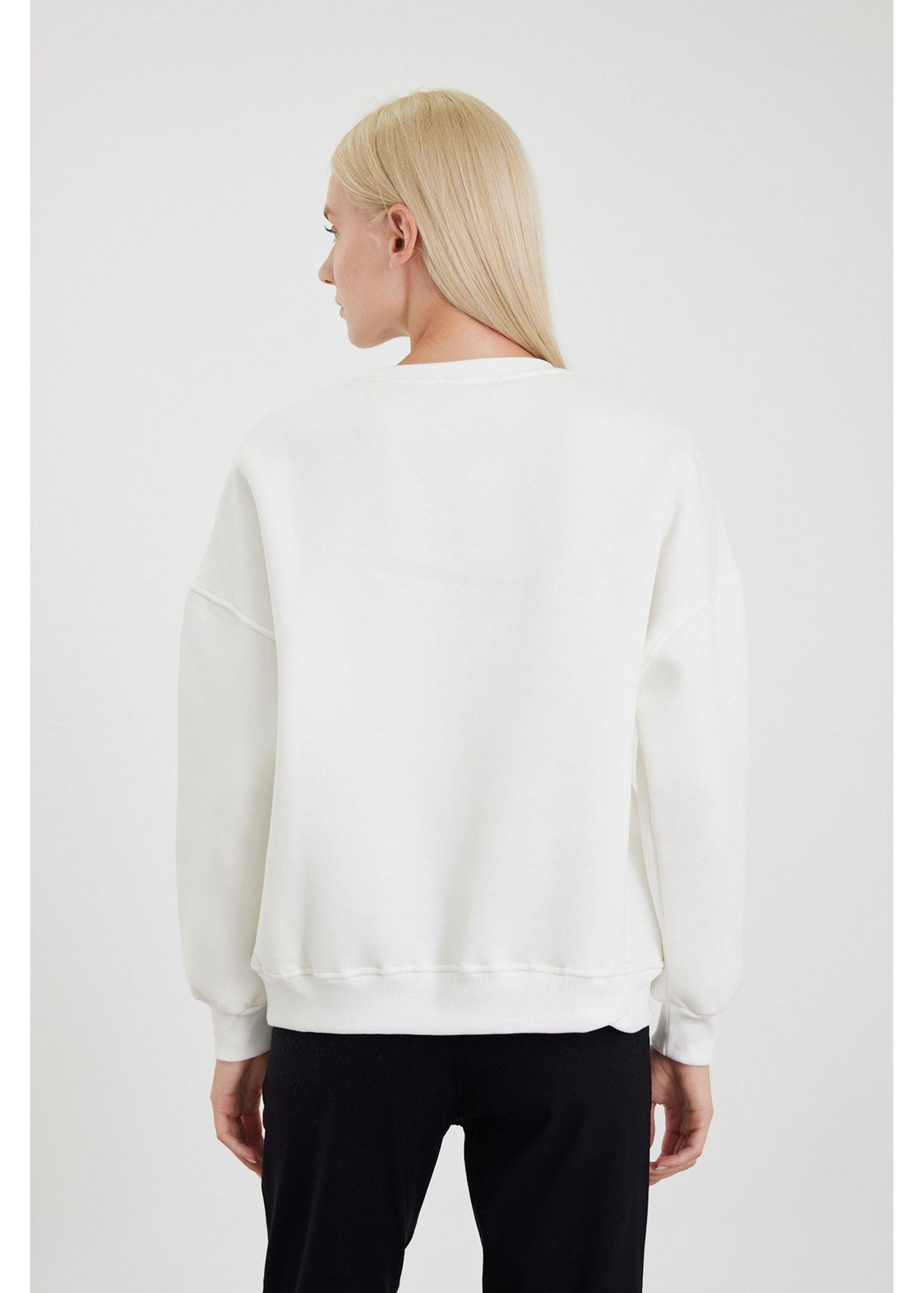 Kedi ve Kadın Figürlü Sweatshirt-Ekru