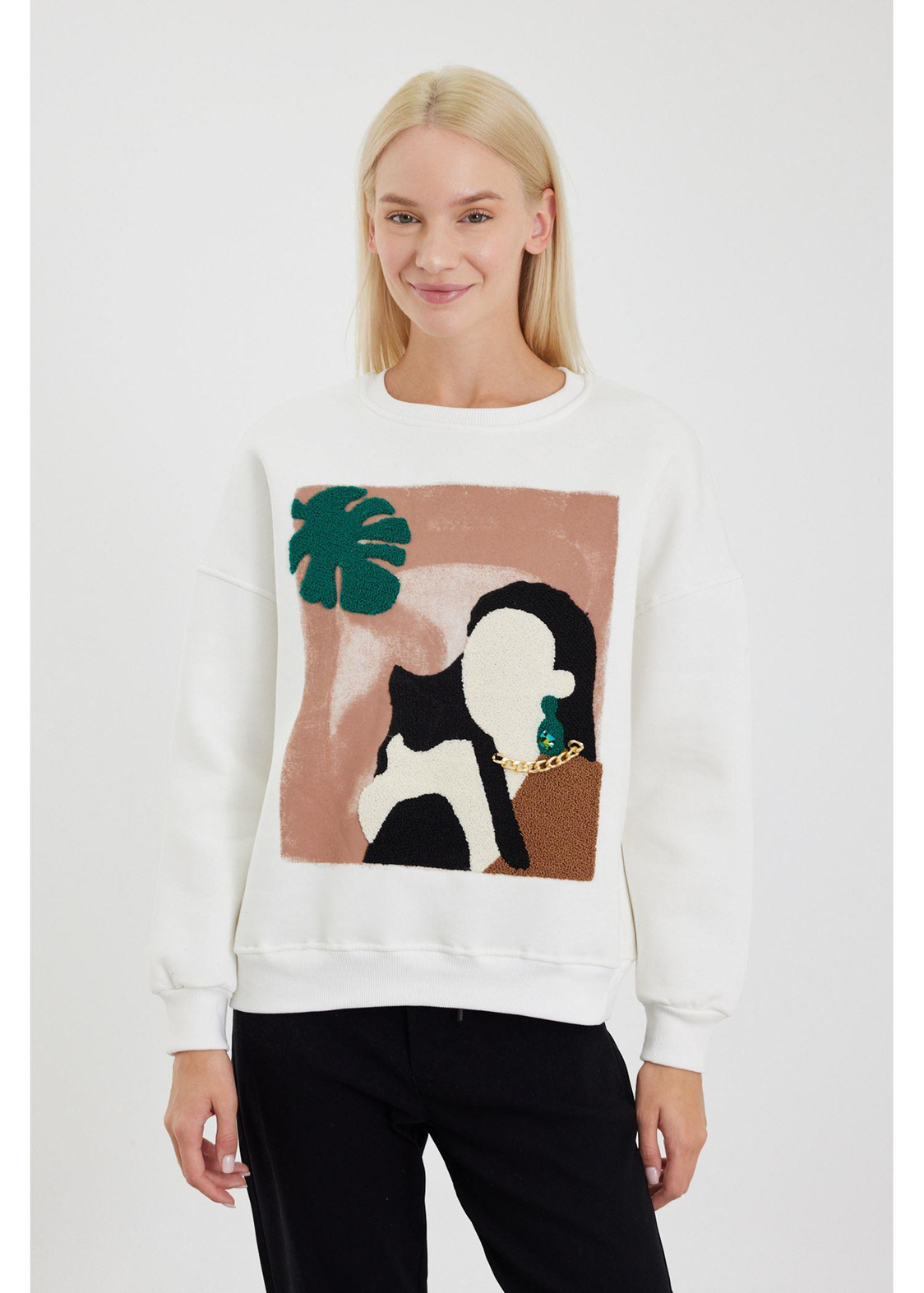 Kedi ve Kadın Figürlü Sweatshirt-Ekru