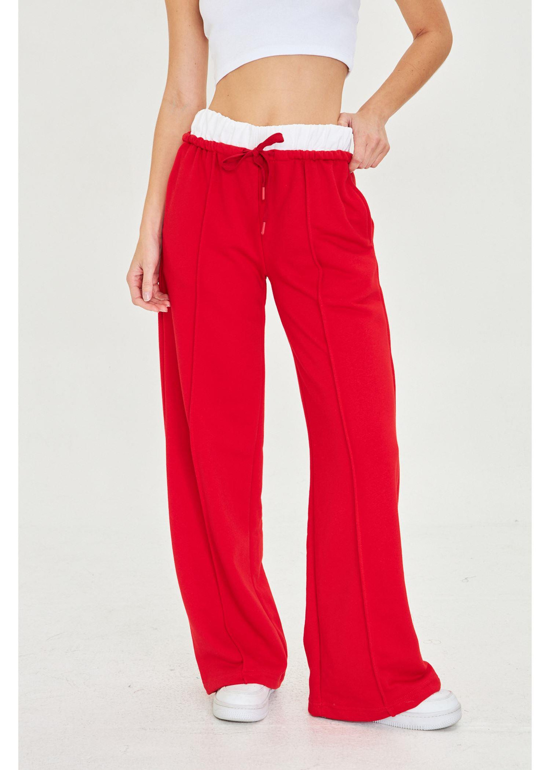 Kemer Garnili Bol Paça Eşofman Altı