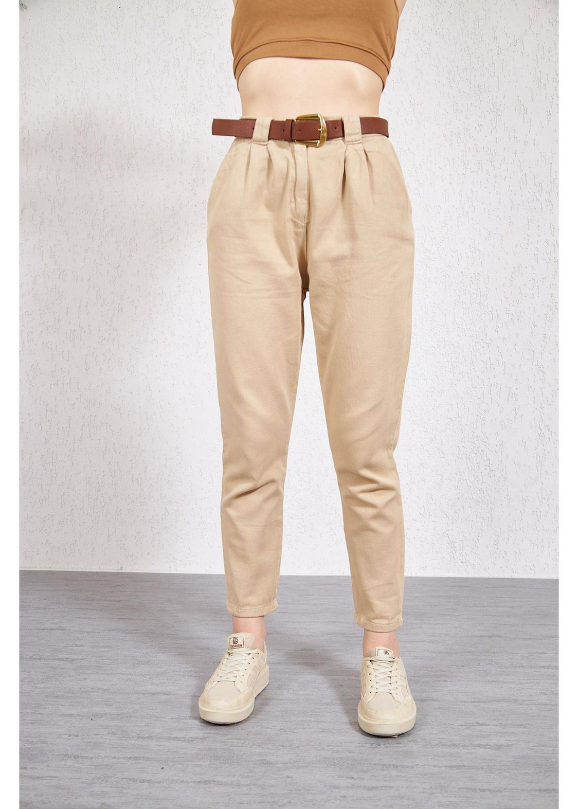 Kemerli Pileli Gabardin Pantolon-Taş
