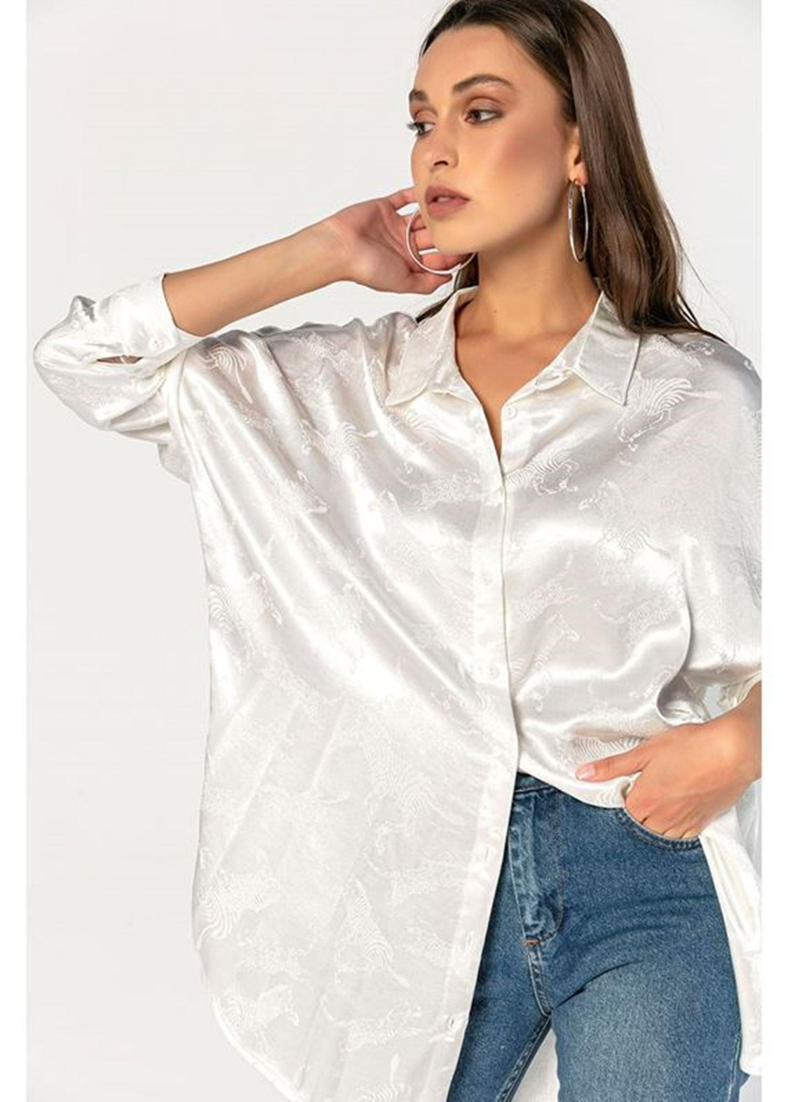 Kendinden Desenli, Saten Oversize Gömlek-Ekru