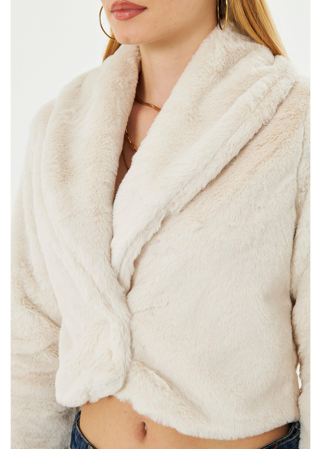 Kısa Peluş Bolero