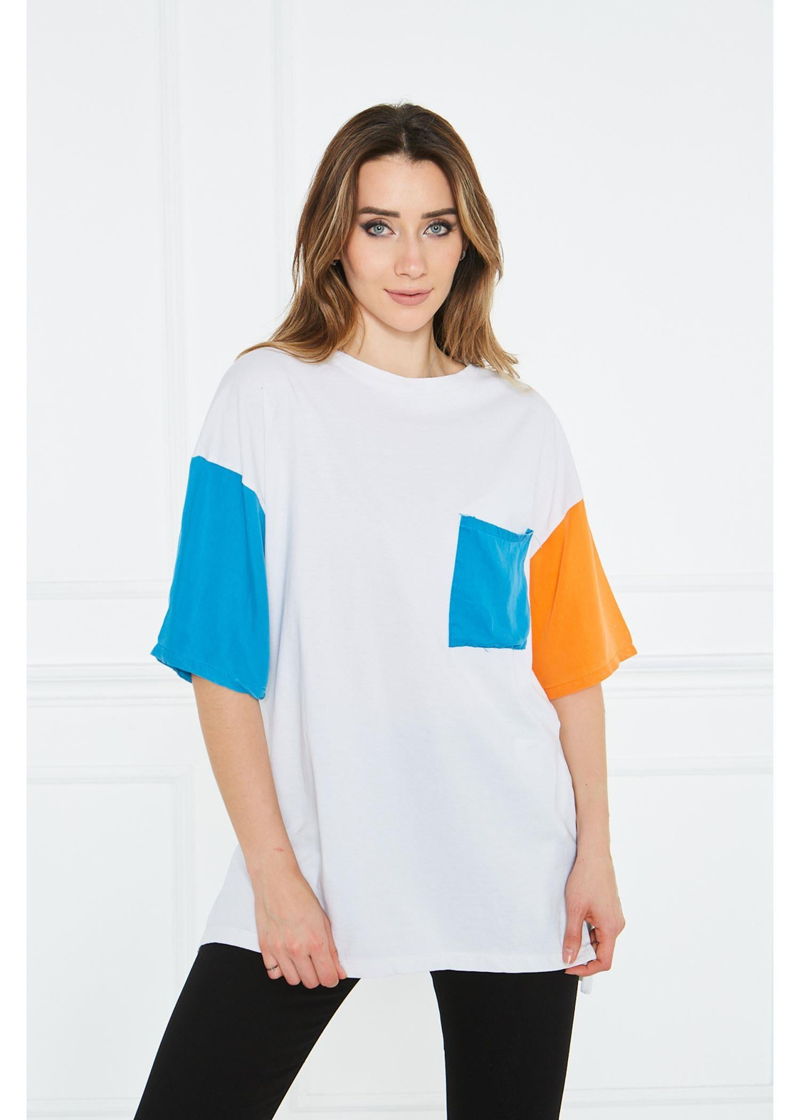 Kol Ve Cep Detaylı Tshirt-Krem