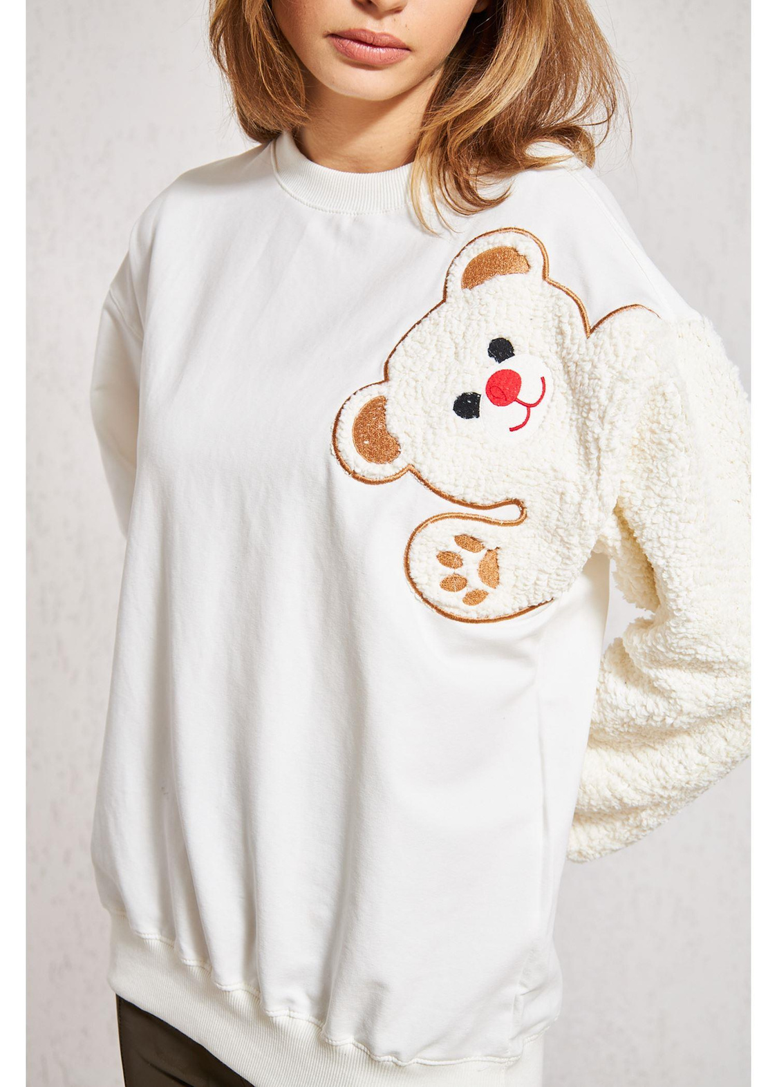 Kollu Peluş Sweat-Beyaz
