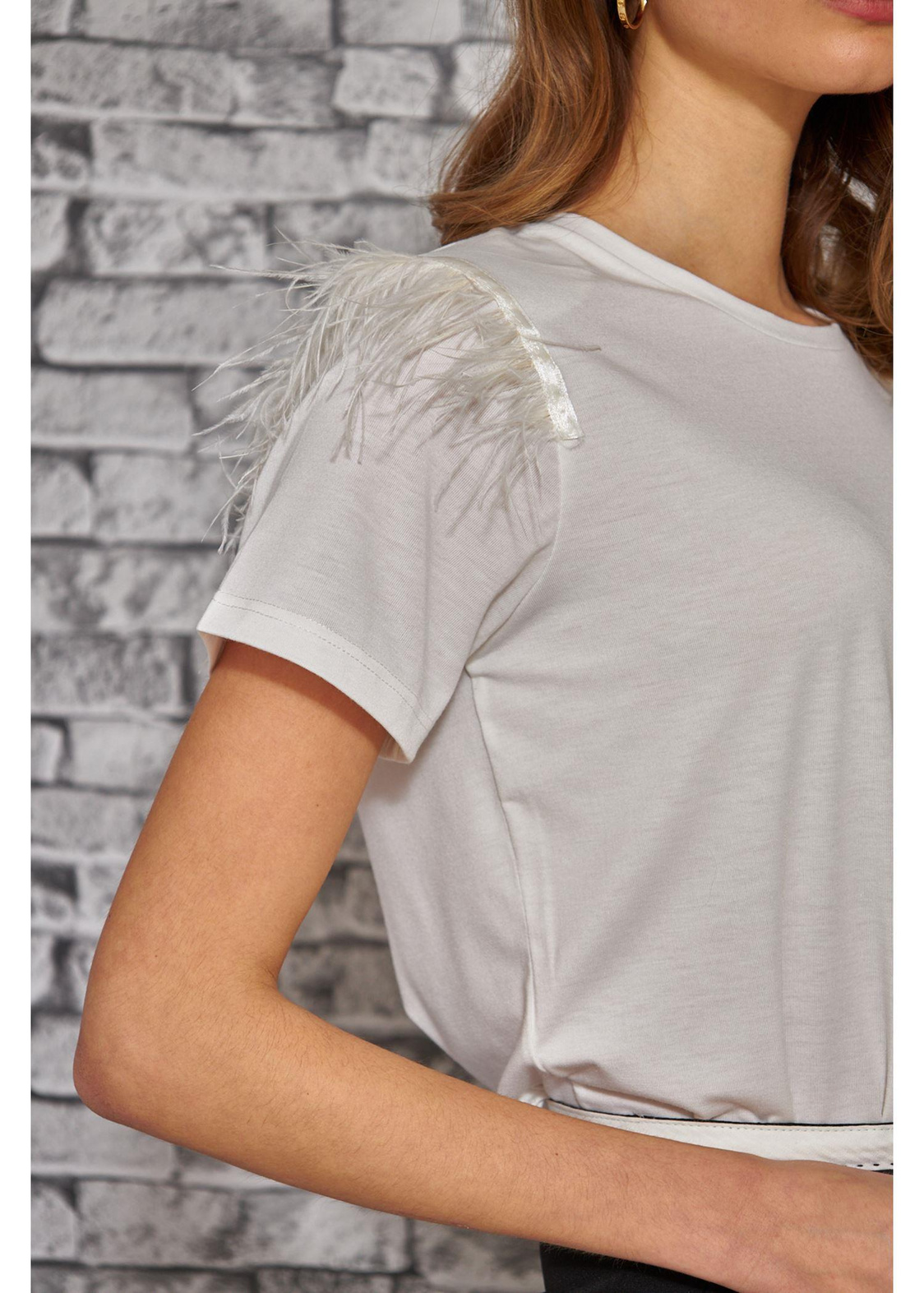 Kolu Püsküllü Basic T-shirt-Ekru