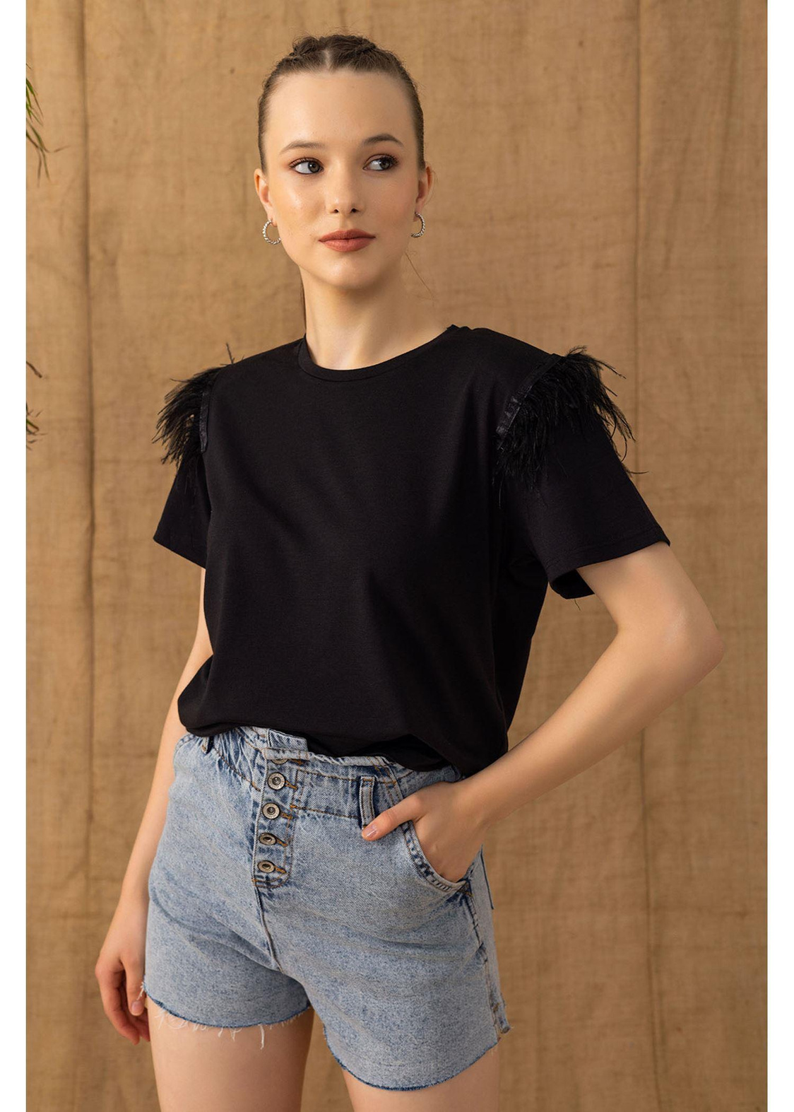 Kolu Püsküllü Basic T-shirt-Siyah