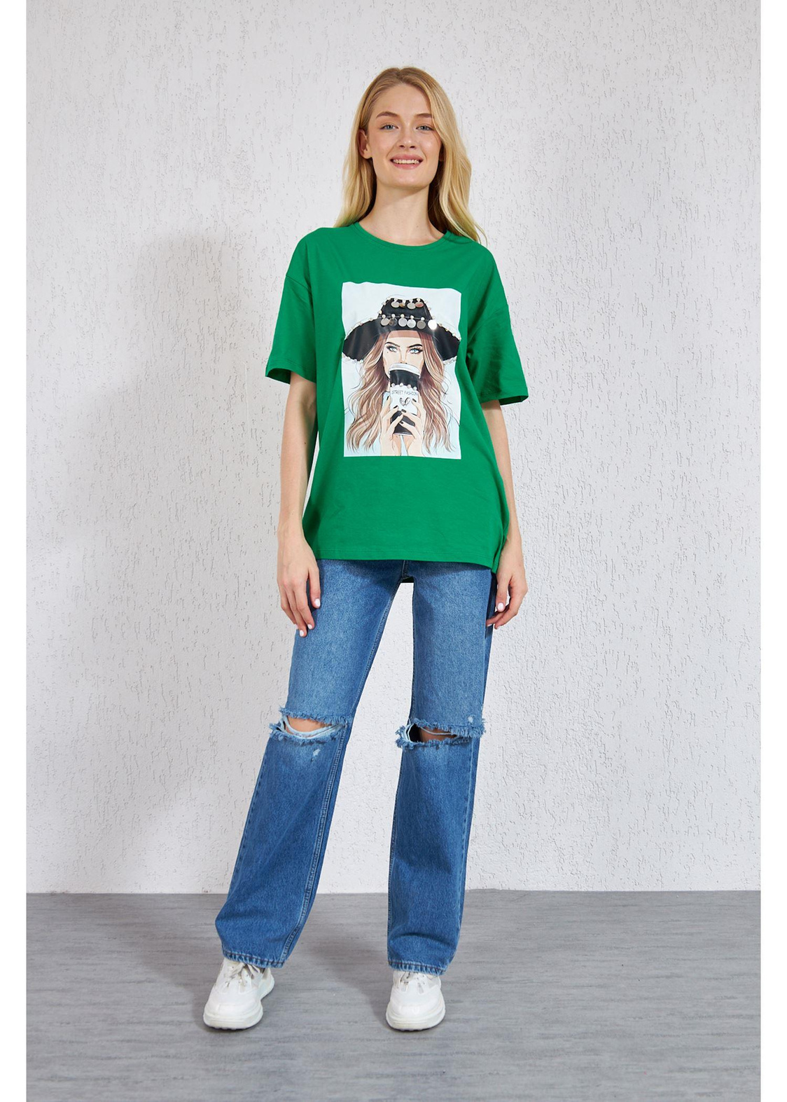 Kovboy Şapkalı Süprem T-Shirt-Yeşil