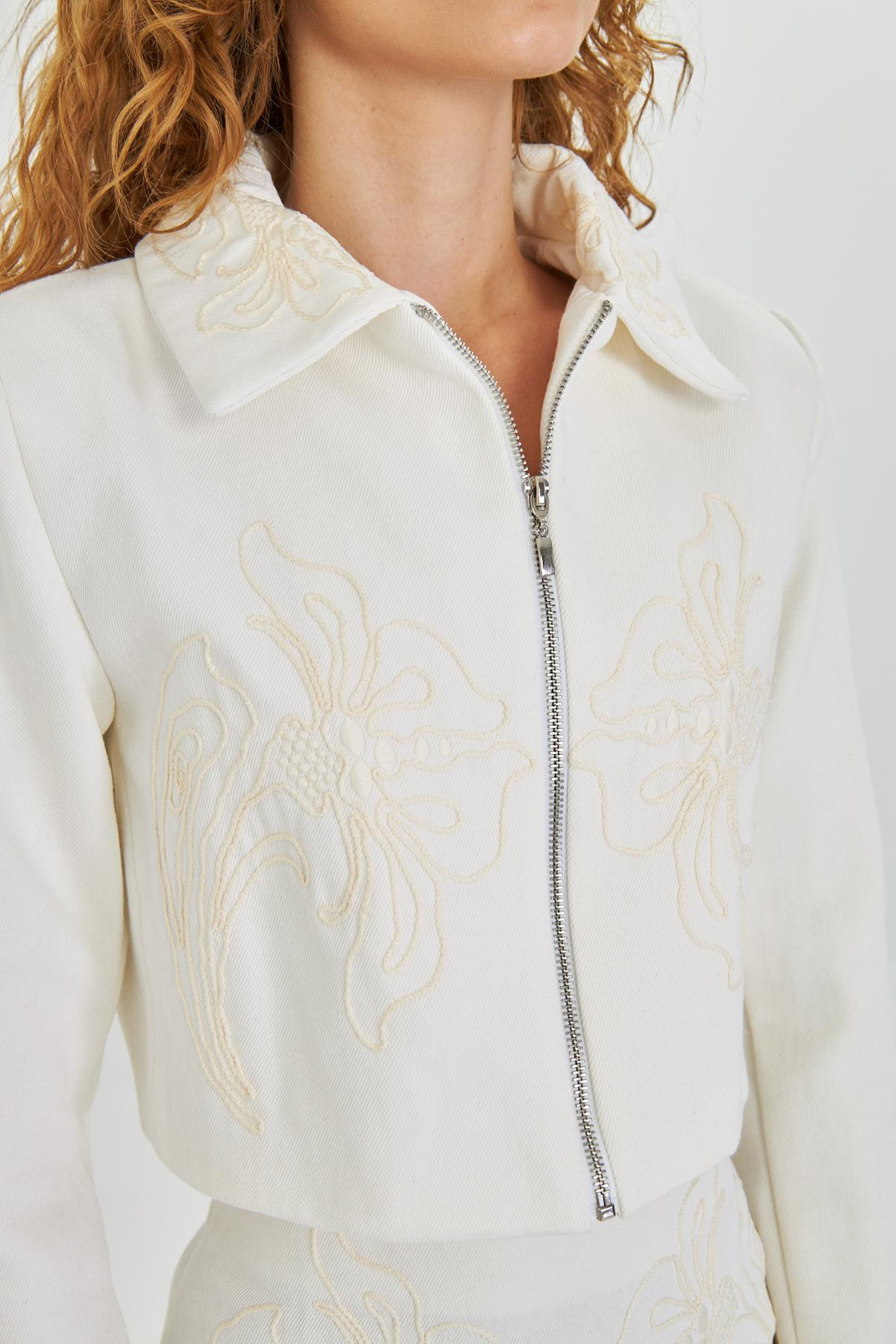 Nakışlı Fermuarlı Gabardin Ceket