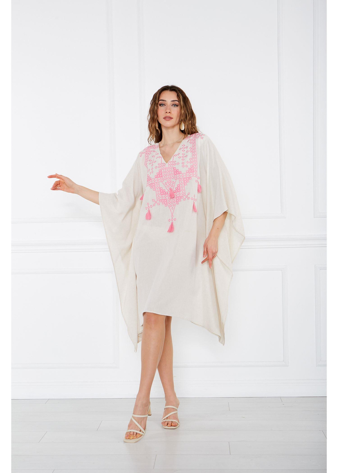 Önü Nakışlı Keten Kimono-Pembe