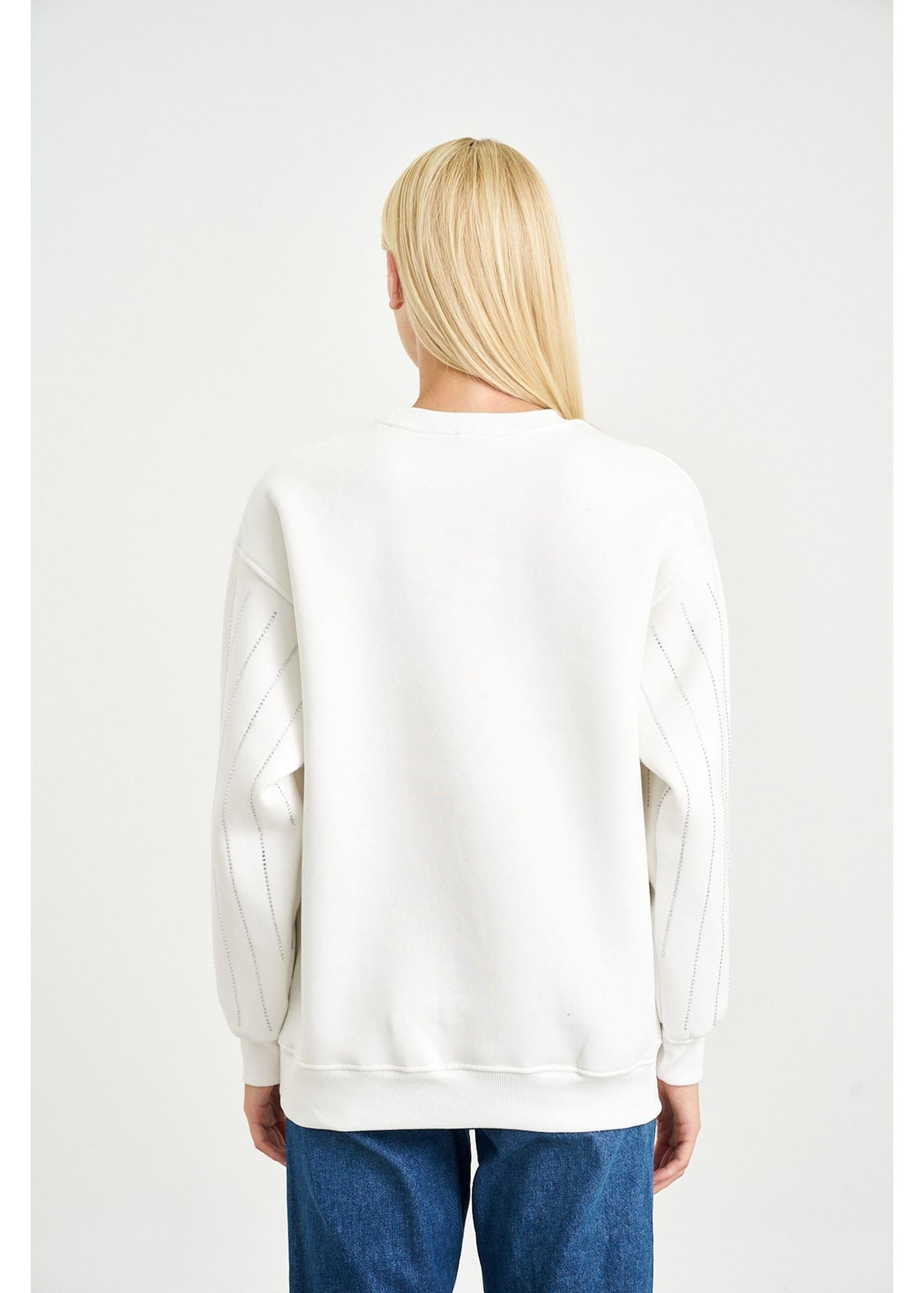 Önü ve Kolları Sıra Taşlı Sweatshirt-Ekru
