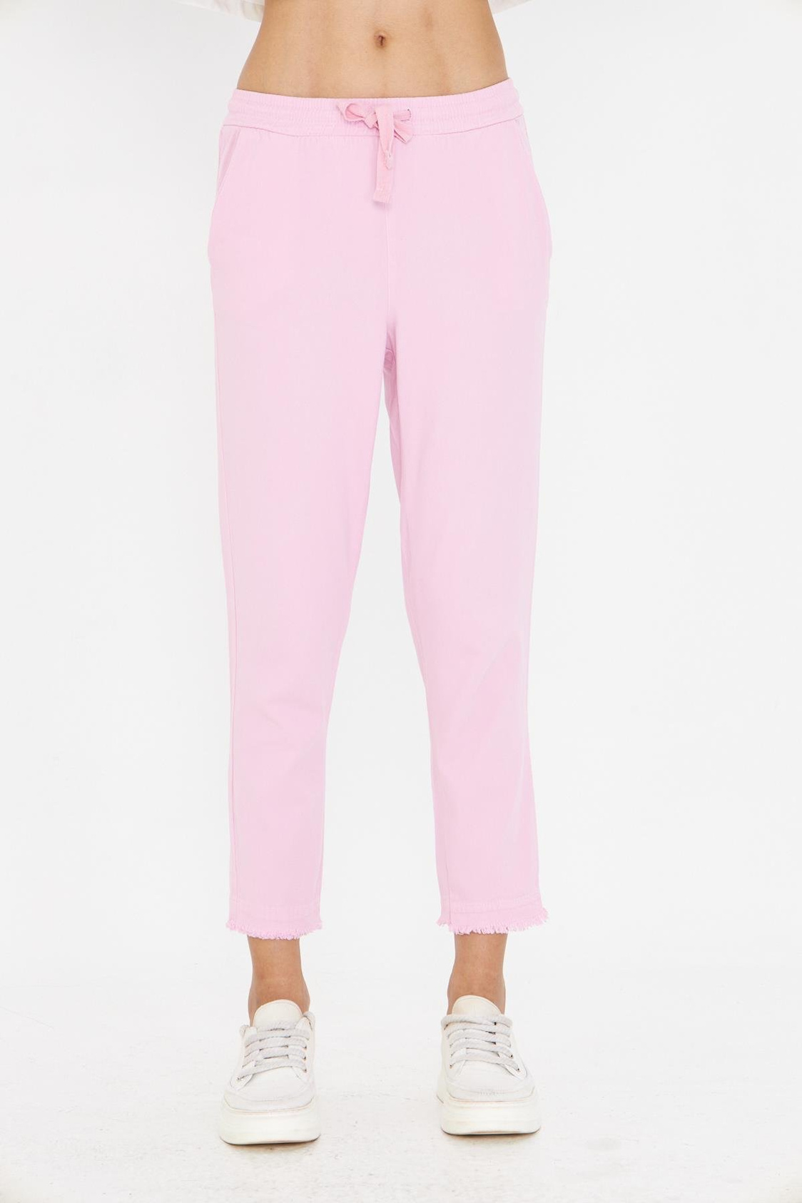 Paçası Püsküllü Pantolon