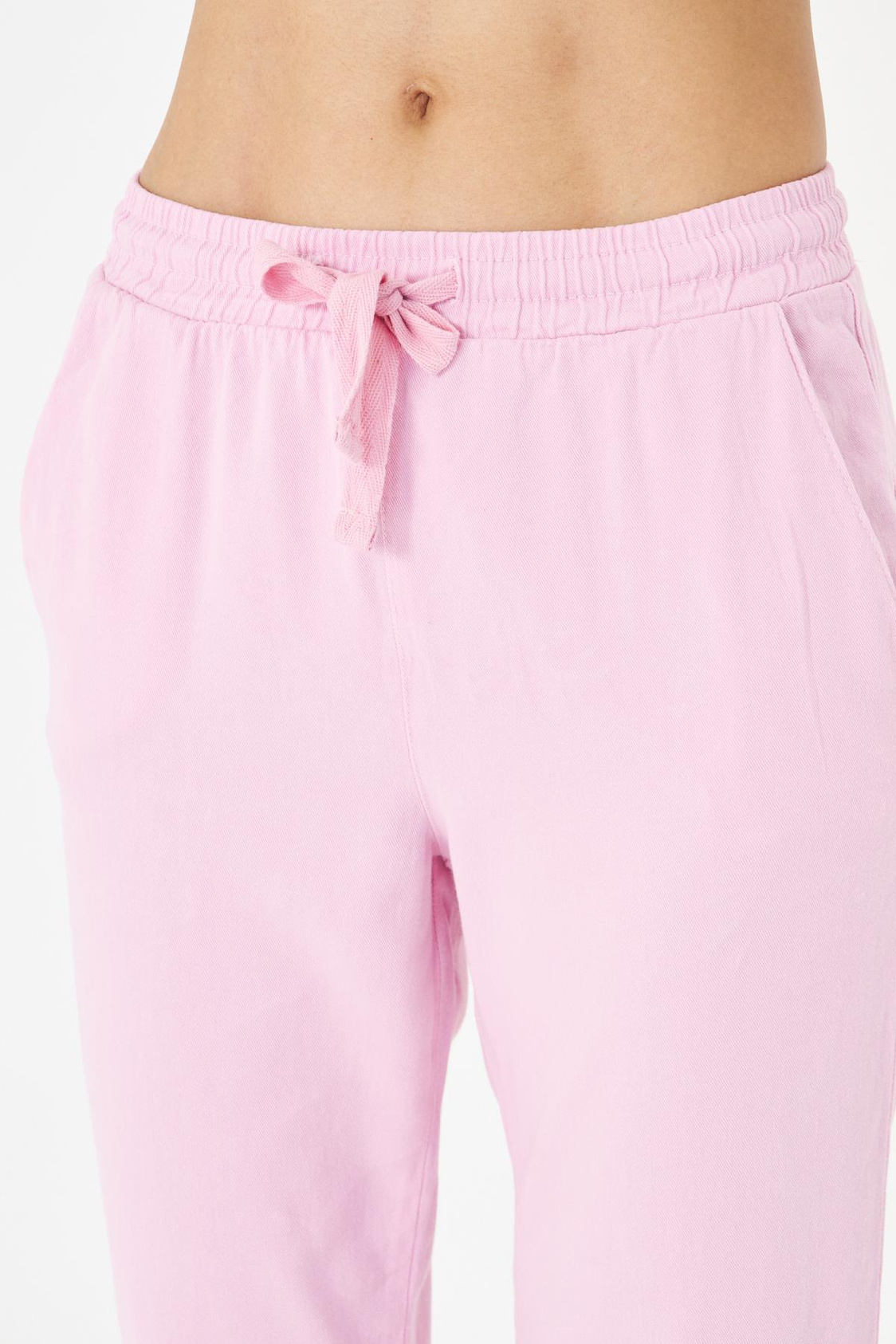 Paçası Püsküllü Pantolon