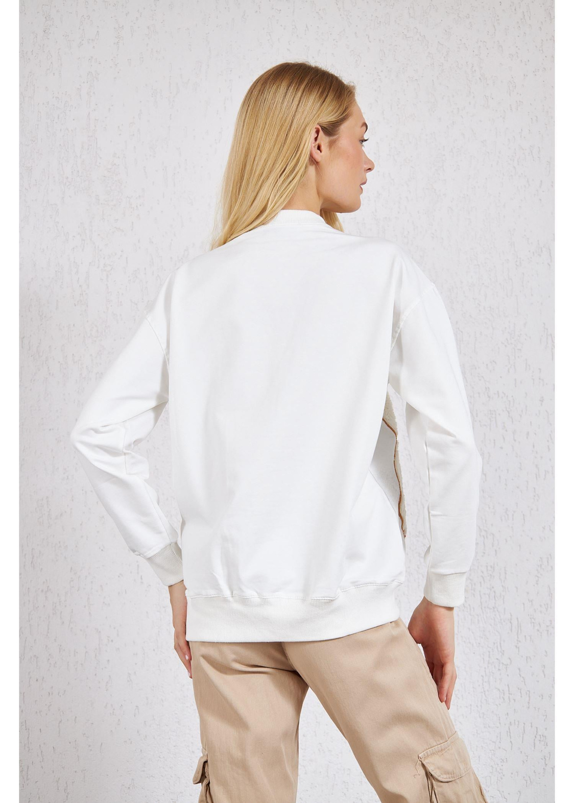 Peluş Ayıcıklı Sweat-Beyaz