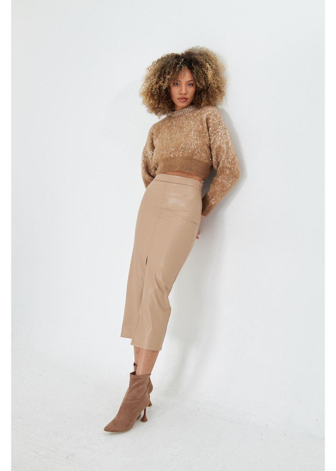 Peluş Dokulu Crop Kazak